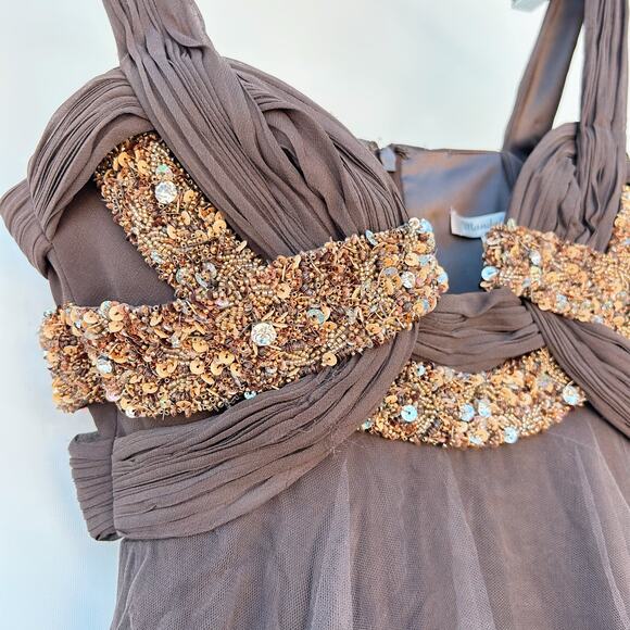 Elegant Navy Blue Mini Dress with Gold Accents - Picture 4 of 8